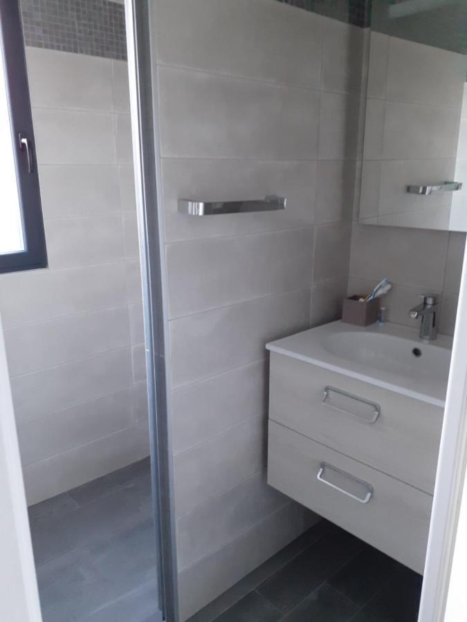 La Petite Bicoque Bed & Breakfast Saint Suliac Bagian luar foto