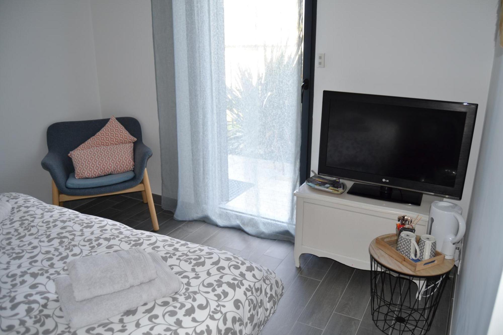 La Petite Bicoque Bed & Breakfast Saint Suliac Bagian luar foto